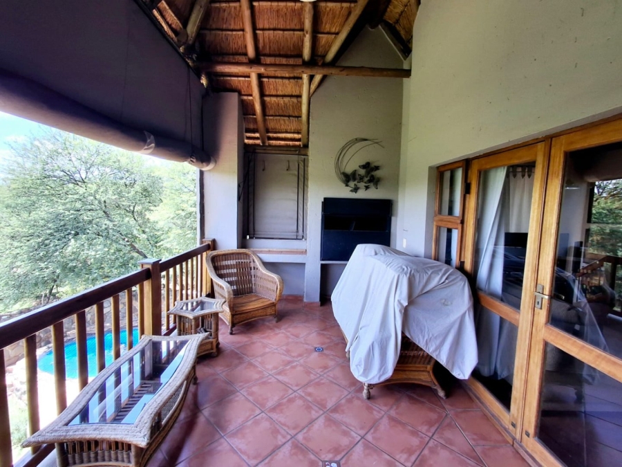 4 Bedroom Property for Sale in Boschenvaal River Front Lodges Free State